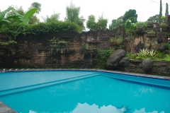 Villa Tebing Batulayang Puncak pano2
