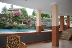Villa Tebing Batulayang Puncak8