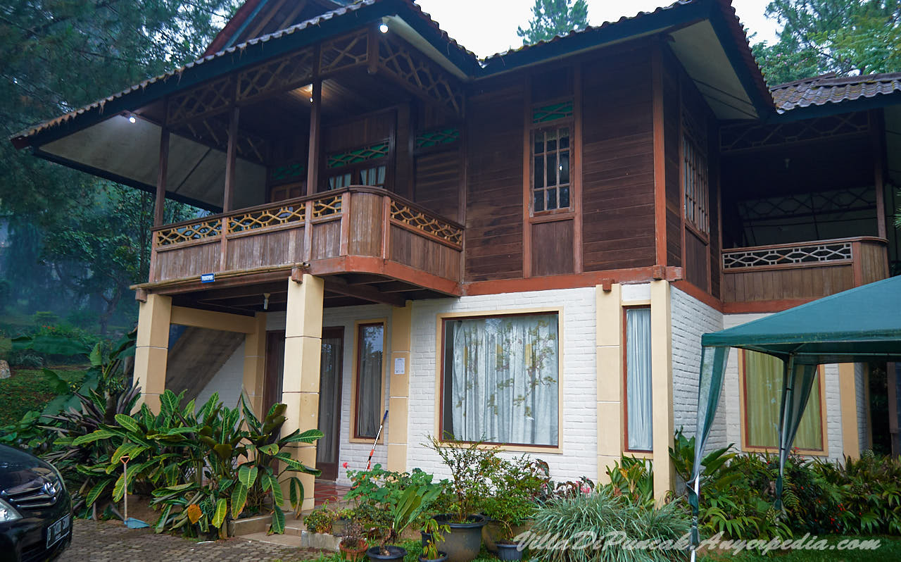 Villa Dewi Rosen Heim Tersedia 2 Unit Villa Dengan Suasana Khas Puncak Yang Asri Dan Sejuk Villa Di Puncak